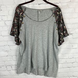 Cato Gray Tee with Paisley Sleeves Size Large